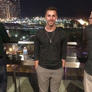 Meet your Posher, Dennis